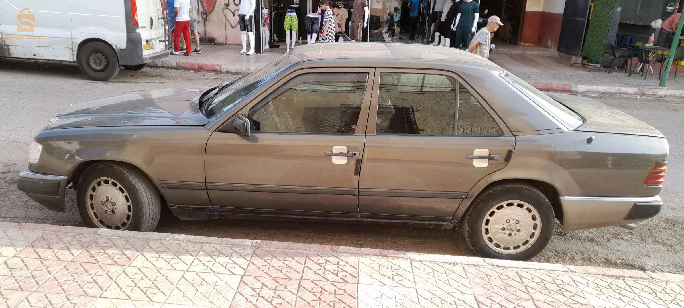 Mercedes 200 - 300 1988 13 TLEMCEN