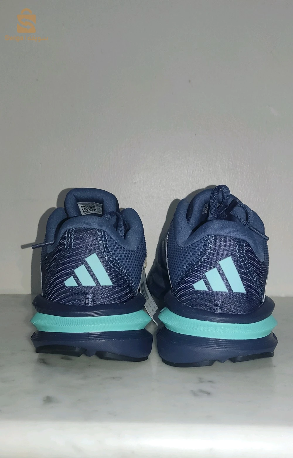 Vêtements et chaussures de sport