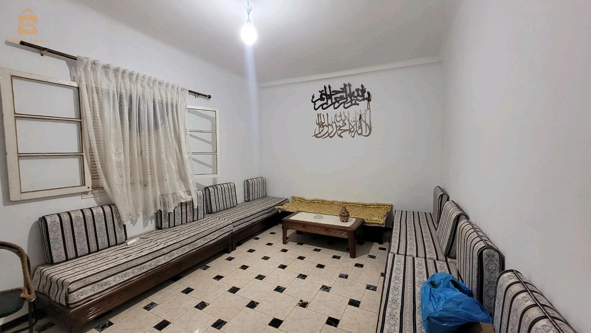 للبيع اراضي سكنية عدد الغرف 31 وهران