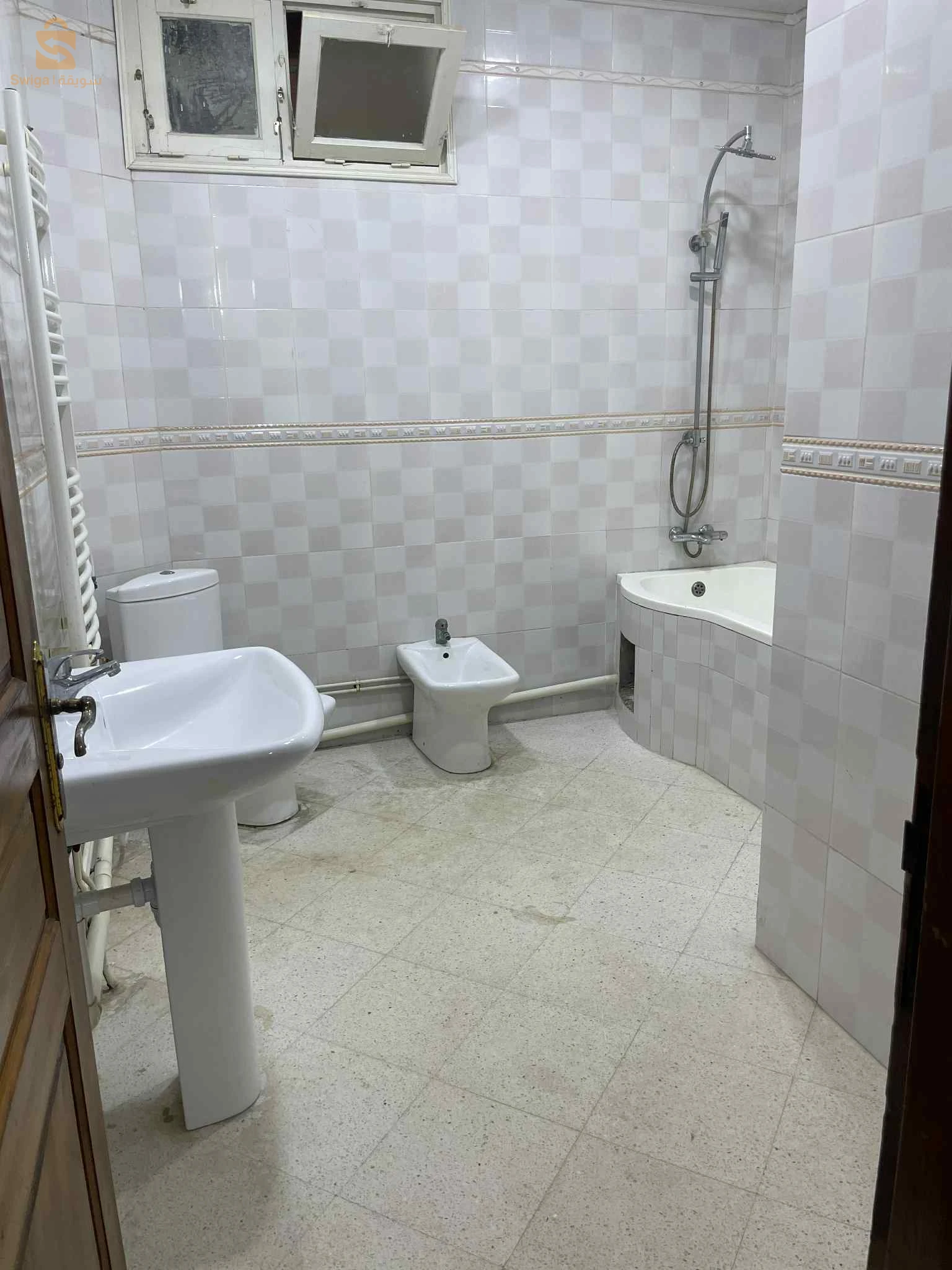 For rent Administrative and commercial villas Room Number7 16 ALGER