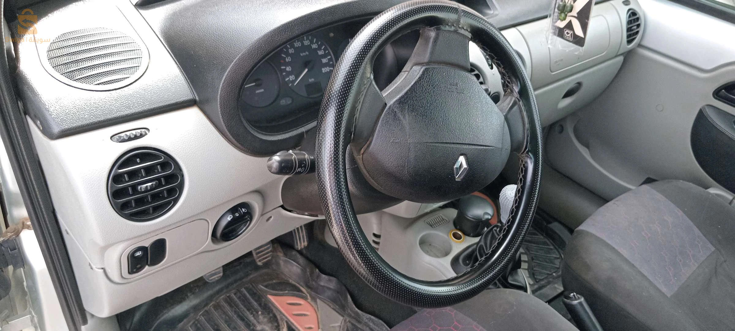 رينو Kangoo 2005 38 تيسمسيلت