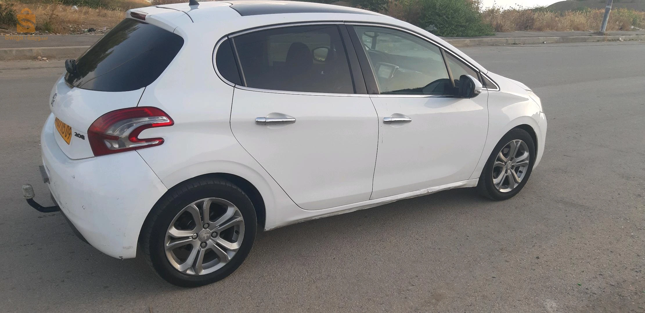 Peugeot 208 2015 9 BLIDA