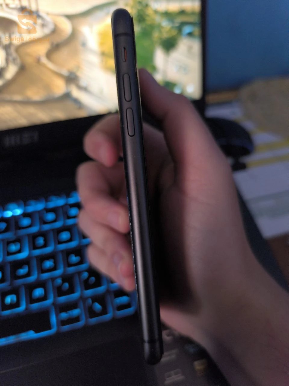 ايفون 11 للبيع