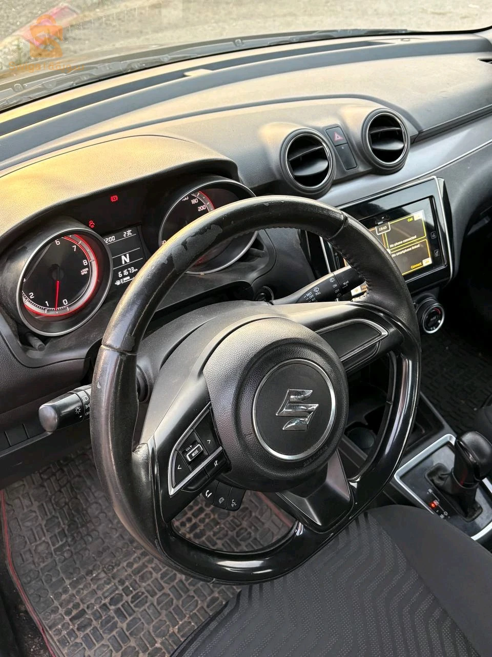 سوزوكي Swift 2022 10 البويرة