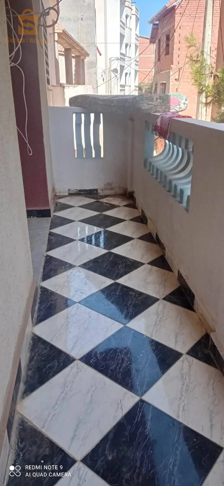 للبيع فلل سكنية عدد الغرف6 42 تيبازة