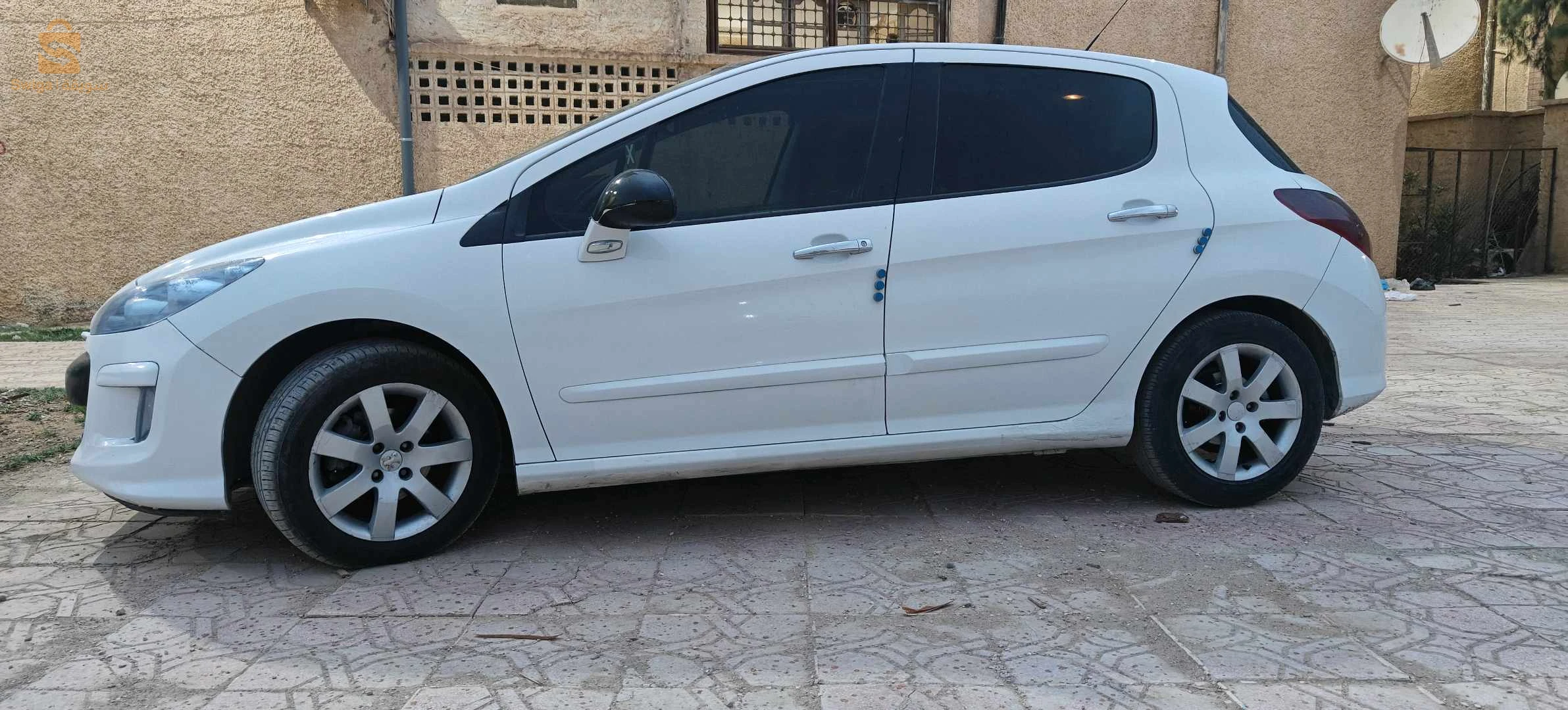 بيجو 2011 7 بسكرة