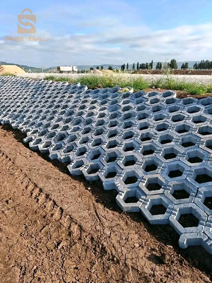معدات البناء 