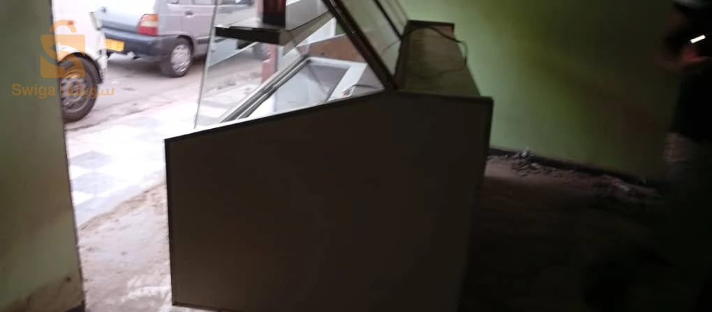 الثلاجات والمجمدات 