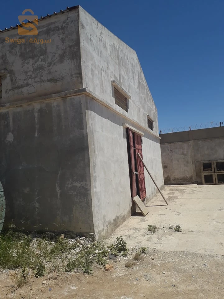 À vendre entrepôts les chambres 2 31 ORAN