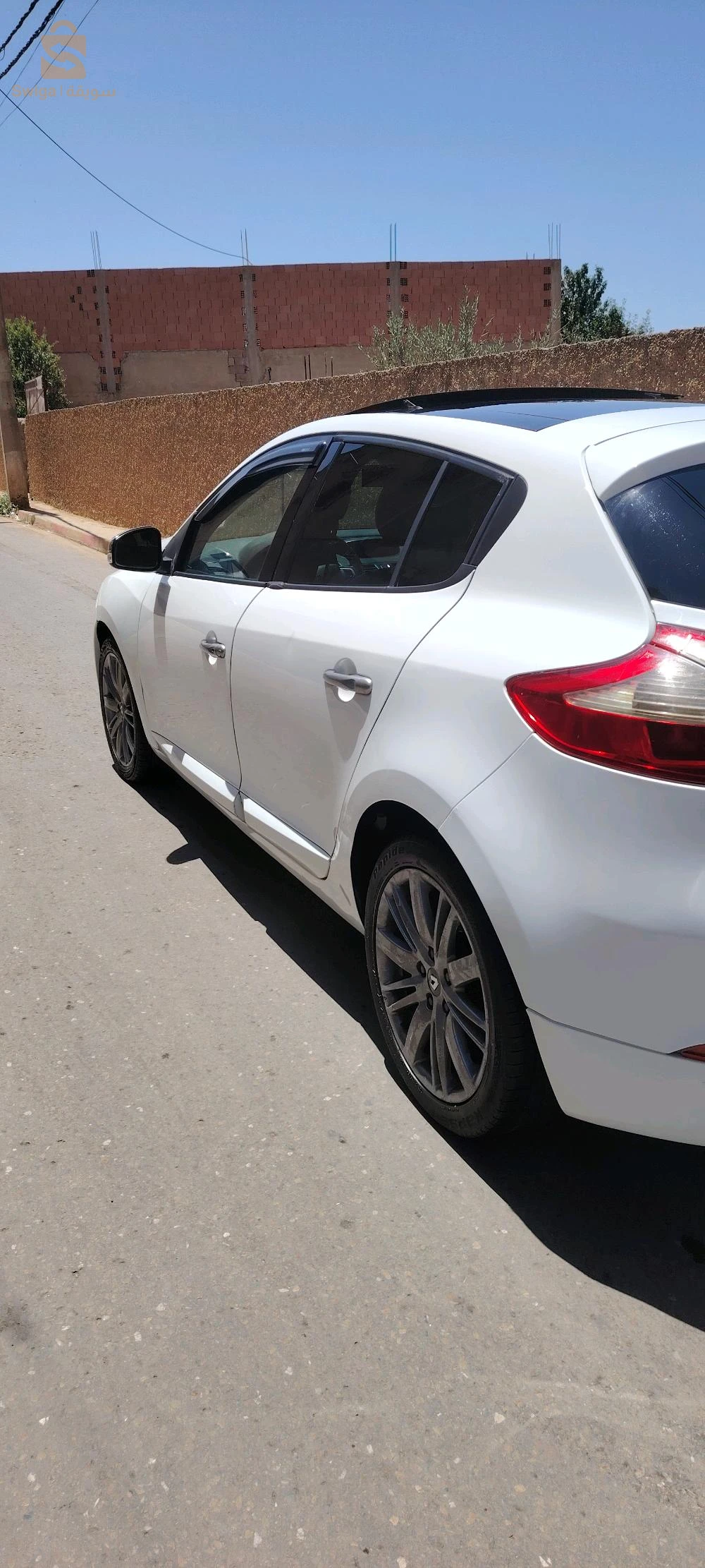 رينو Megane 2012 48 غليزان