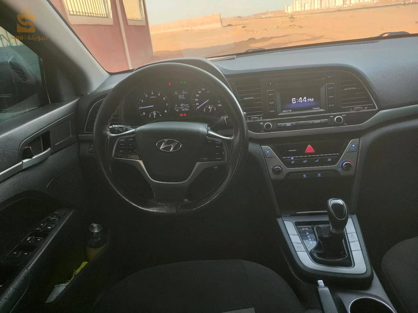 هونداي Elantra 1  ادرار