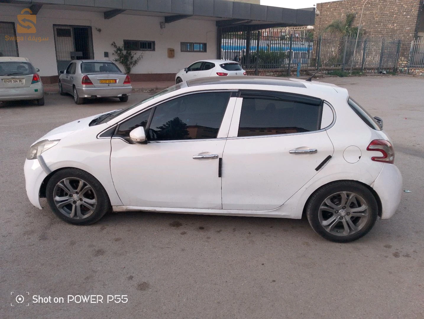 بيجو 208 2014 35 بومرداس