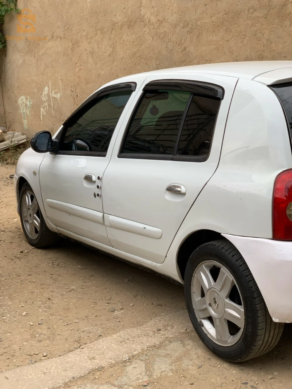 رينو Clio 2 2013 2 شلف