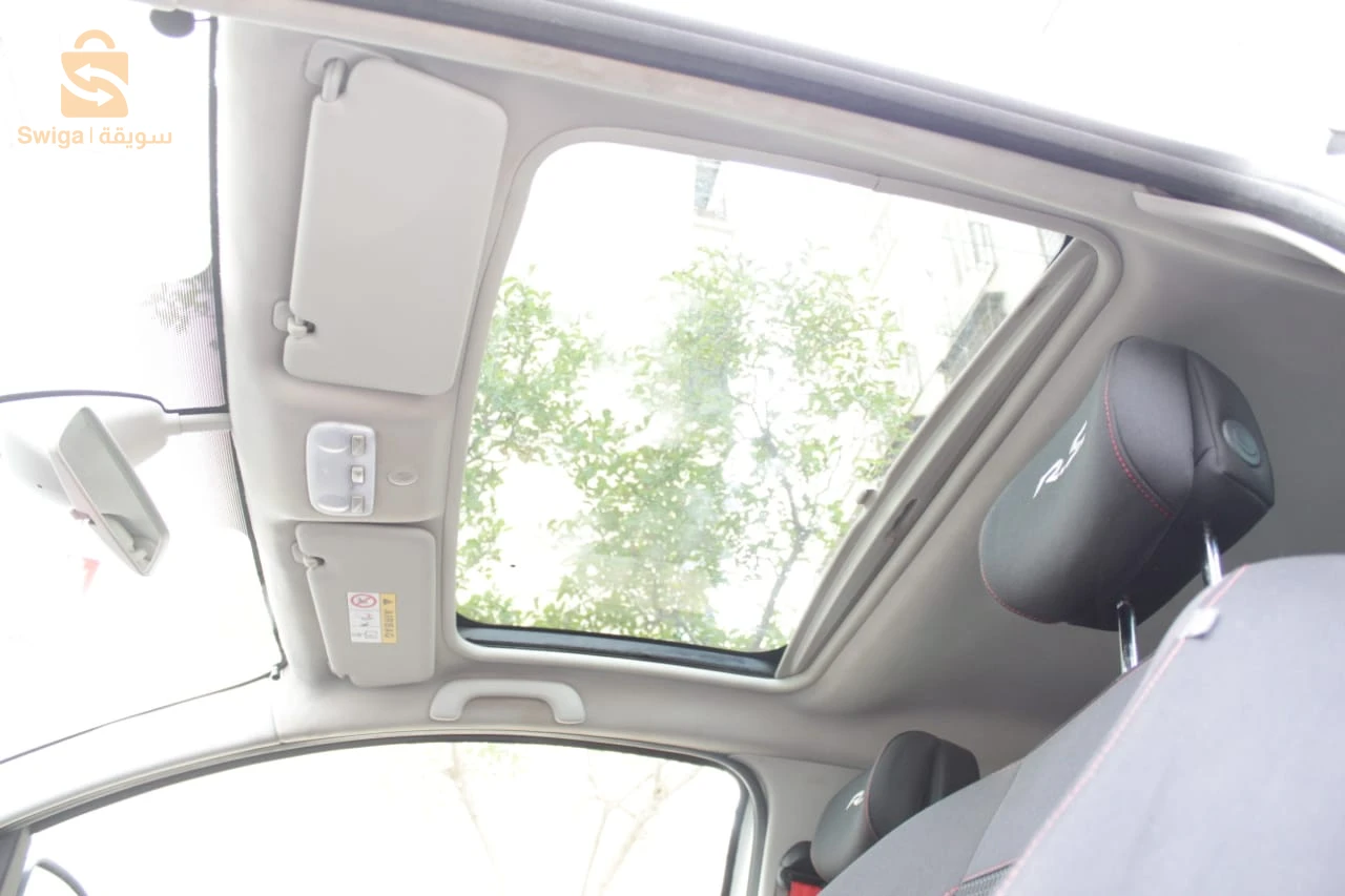 Renault Megane 2016 5 BATNA