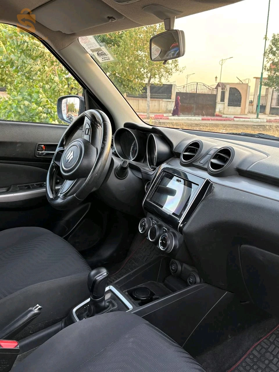 Suzuki Swift 2022 10 BOUIRA