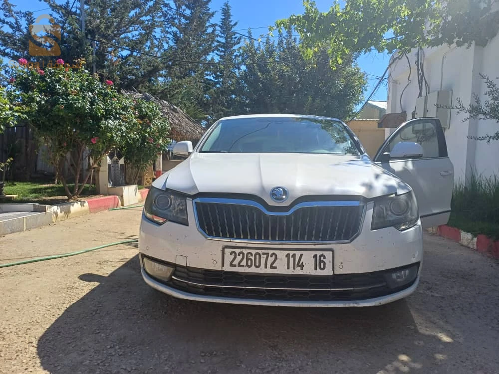 سكودا Superb 2014 5 باتنة