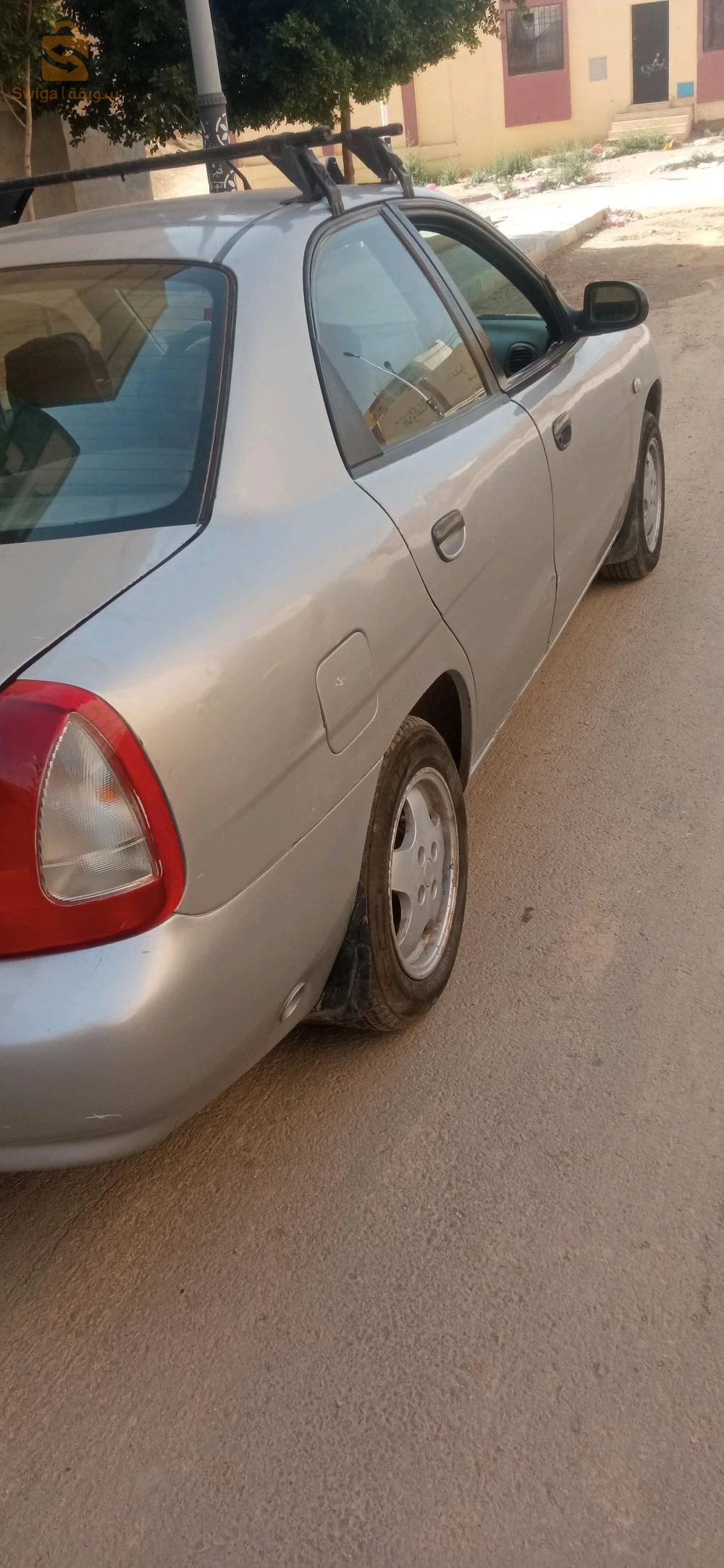 دايو Nubira 1999 20 سعيدة