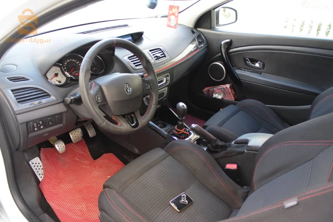 Renault Megane 2016 5 BATNA