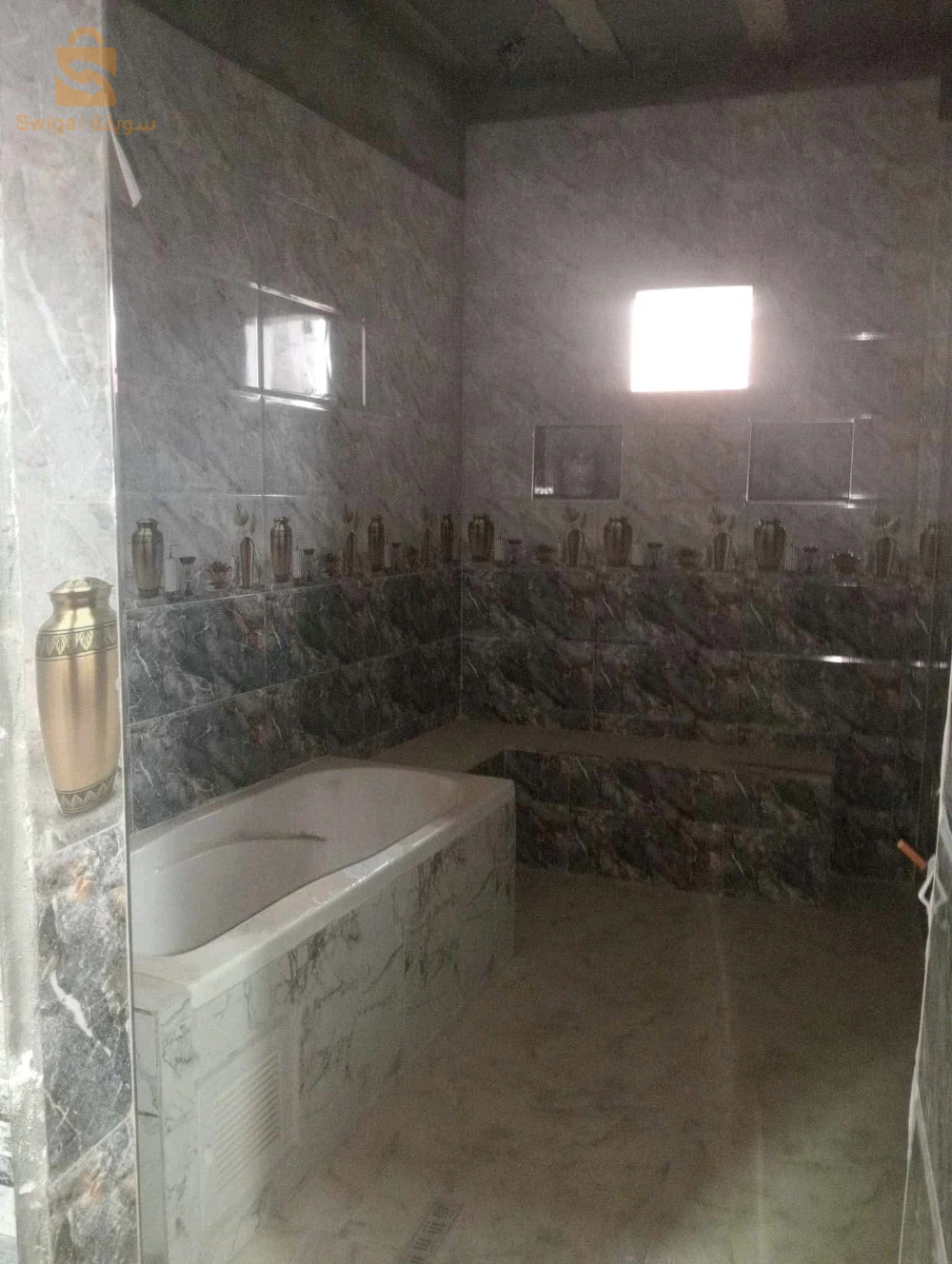 للبيع بيوت شعبية عدد الغرف10 12 تبسة