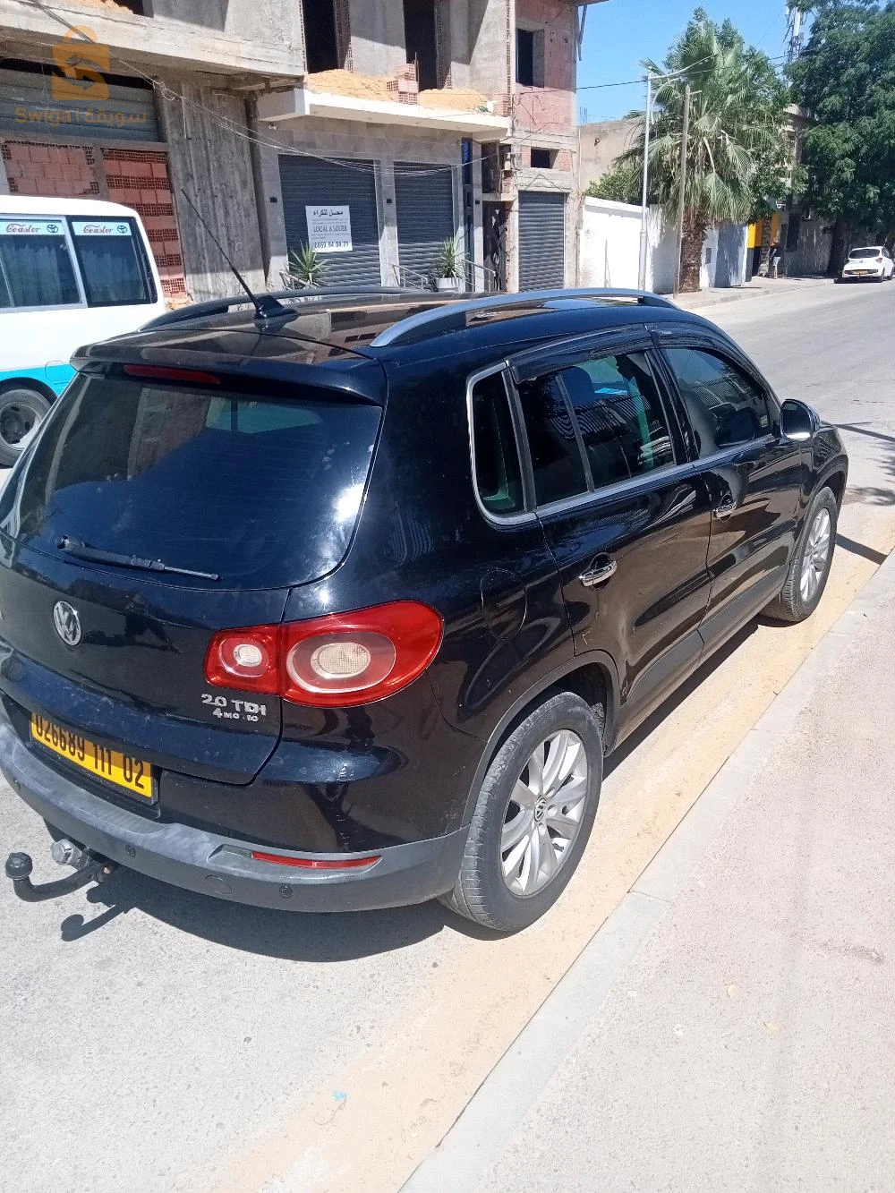 فولكس واجن Tiguan 2011 2 شلف