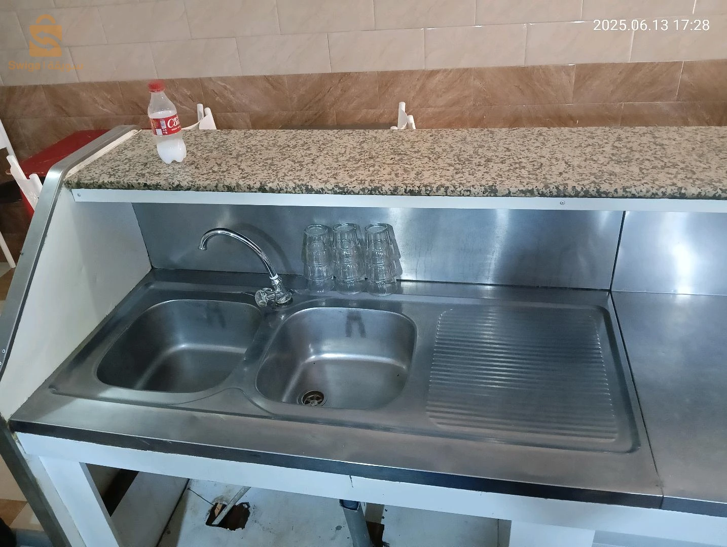 للبيع محلات تجارية عدد الغرف 28 المسيلة