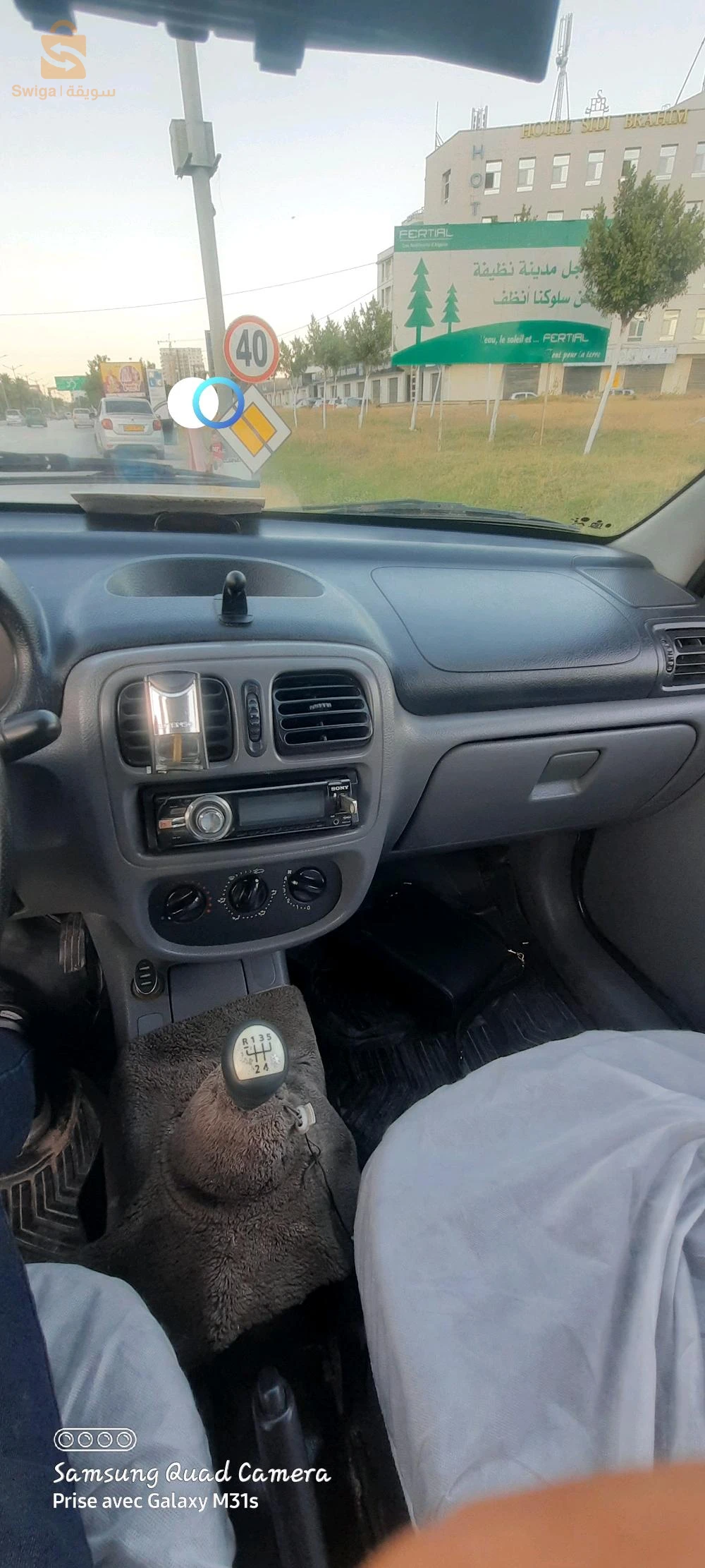 رينو Clio 2 2001 23 عنابة