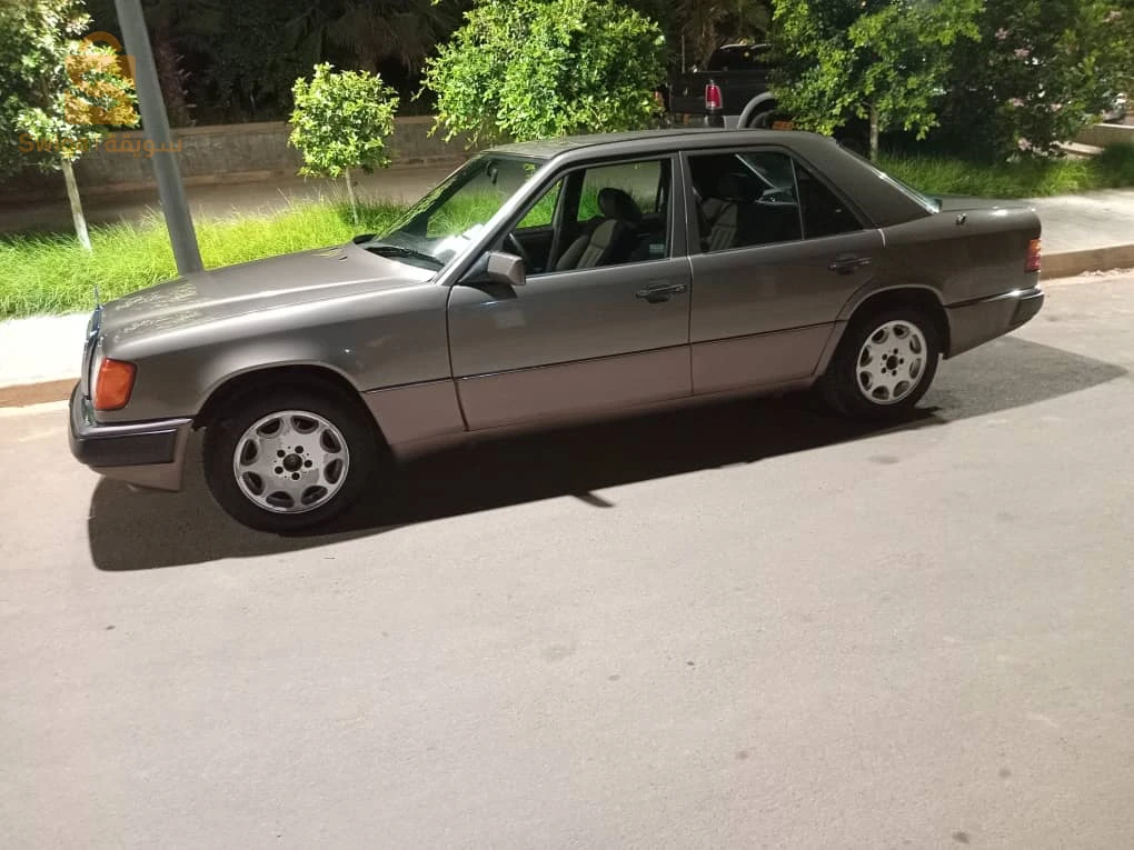 مرسيدس 124 1989 31 وهران
