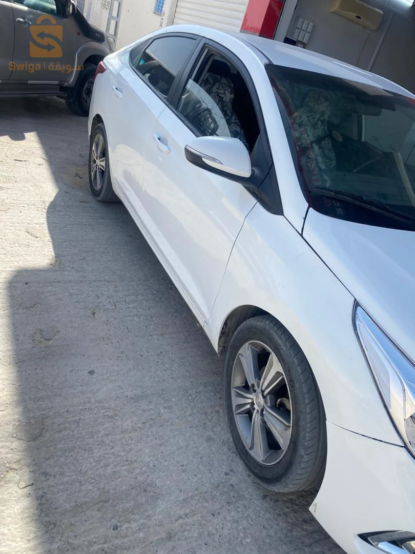 هونداي Accent 2019 39 الوادي