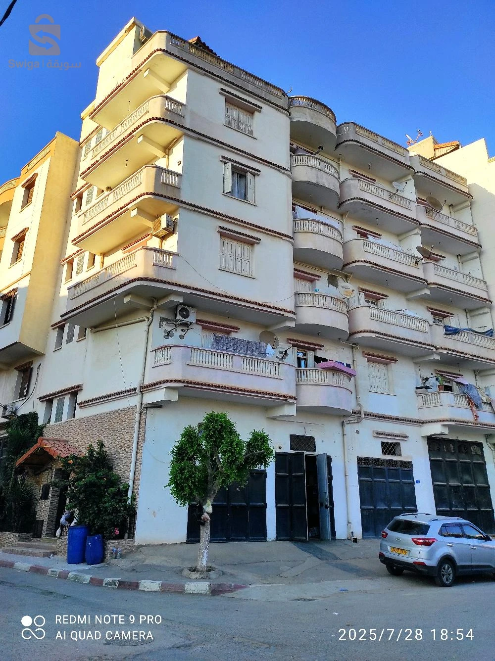 للبيع فلل سكنية عدد الغرف25 16 الجزائر