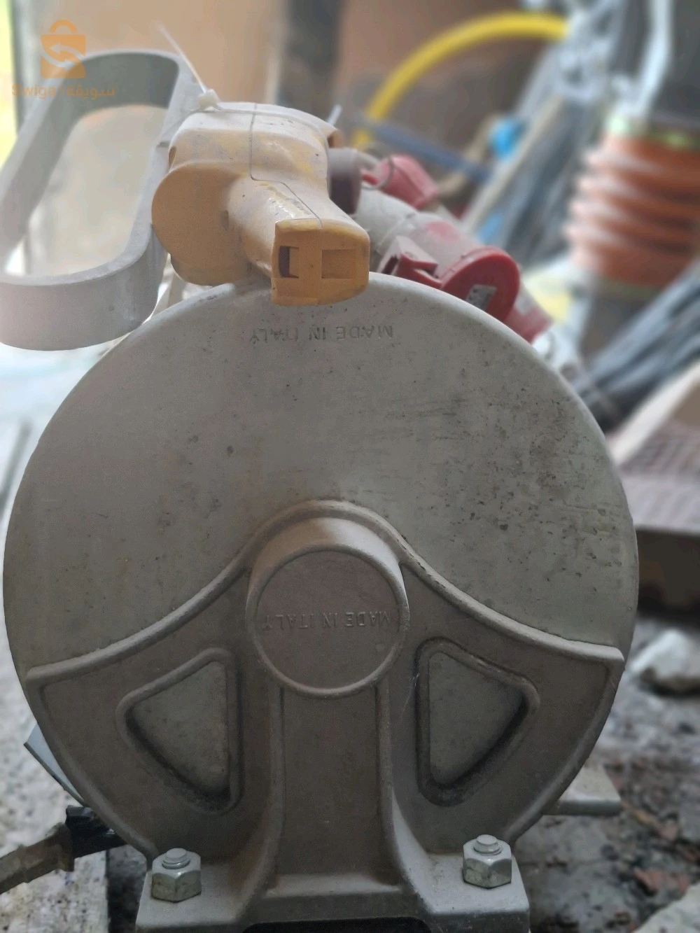 ادوات كهربائية