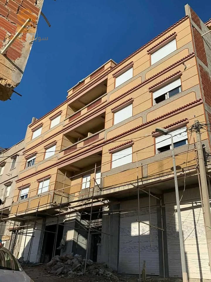 معدات البناء