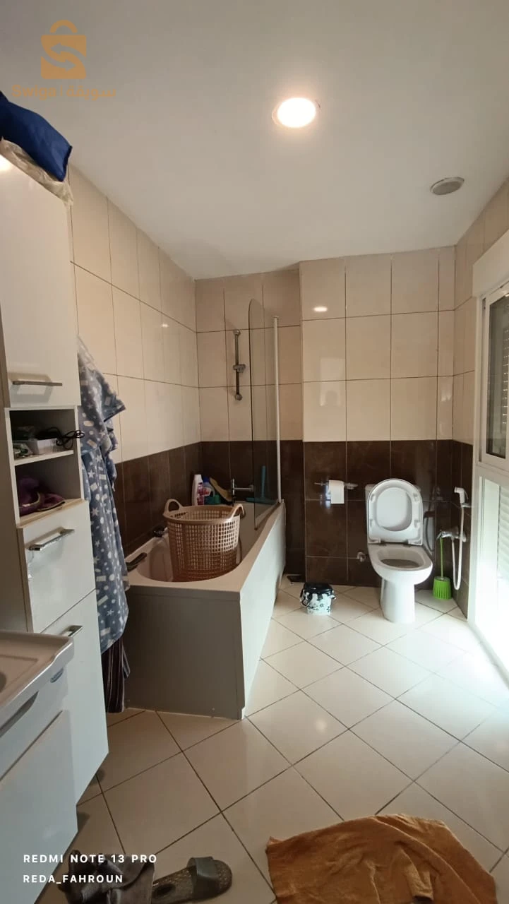 للبيع شقق سكنية عدد الغرف3 31 وهران