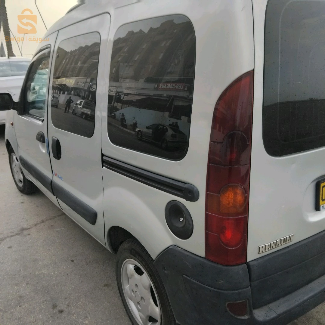 رينو 2004 45 النعامة