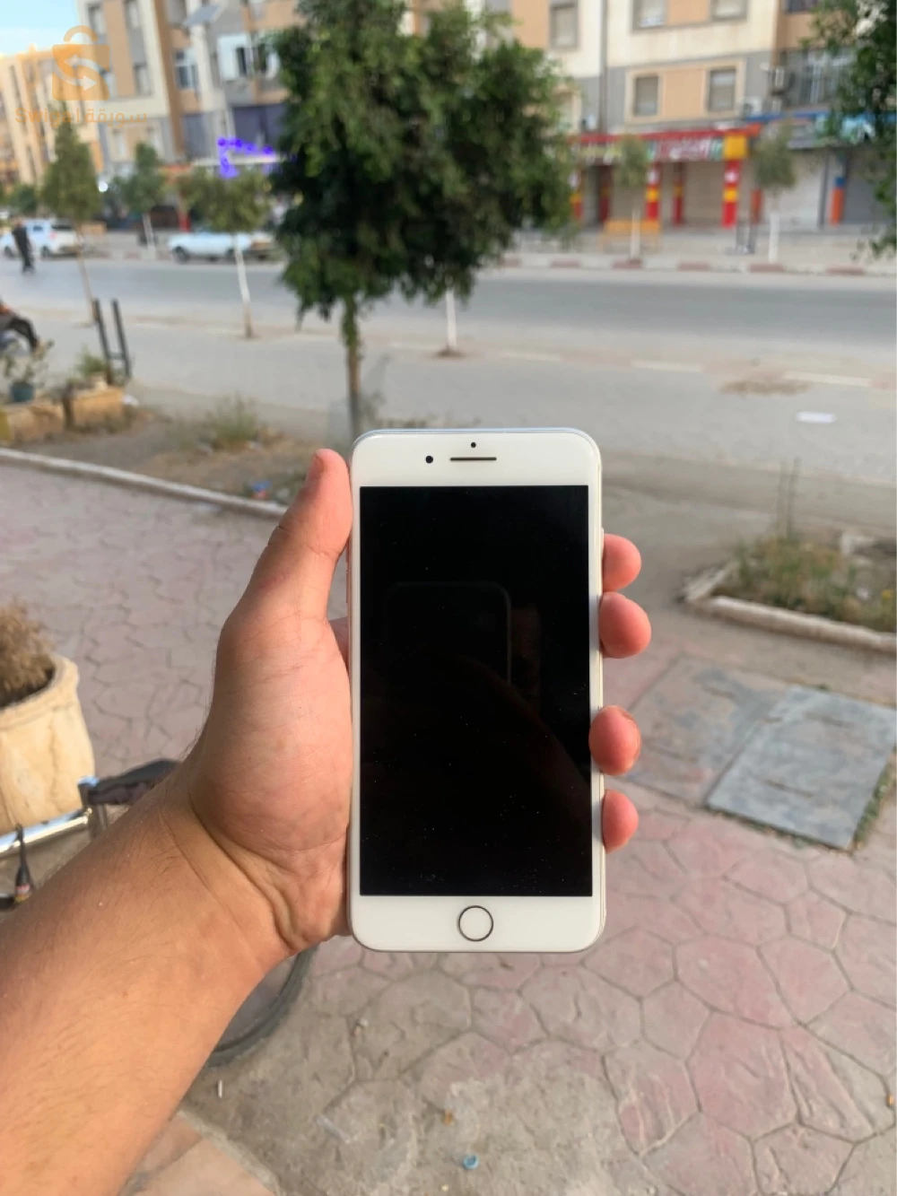IPhone + 8 à vendre