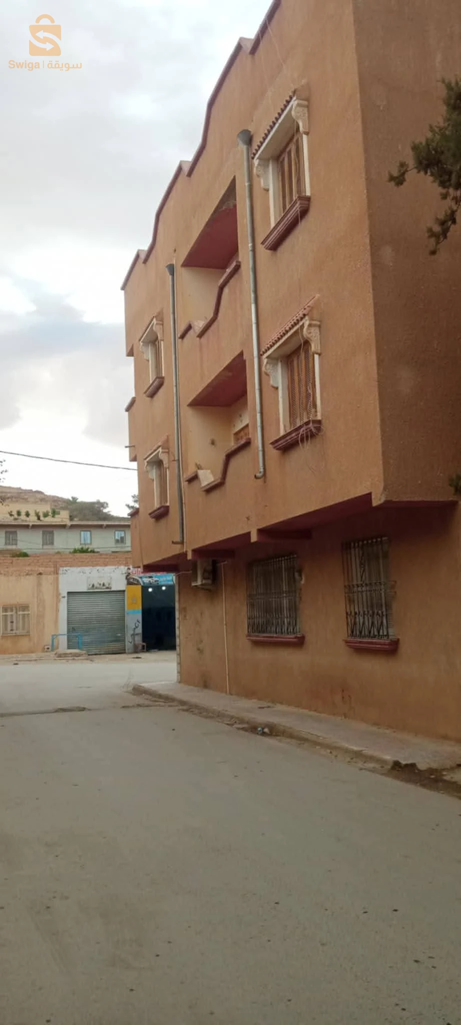 À vendre Bâtiments les chambres 18 28 M'SILA