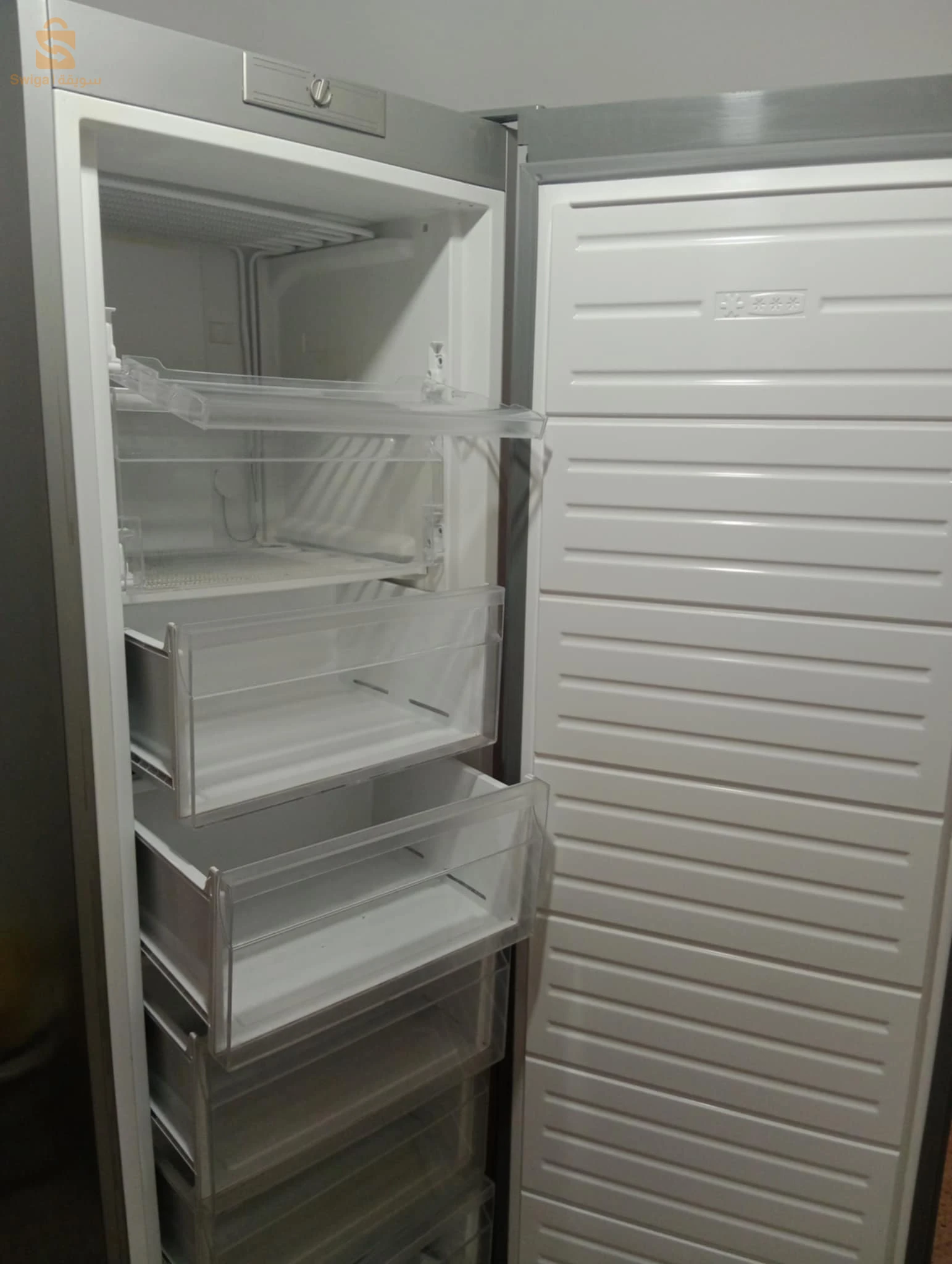 الثلاجات والمجمدات 