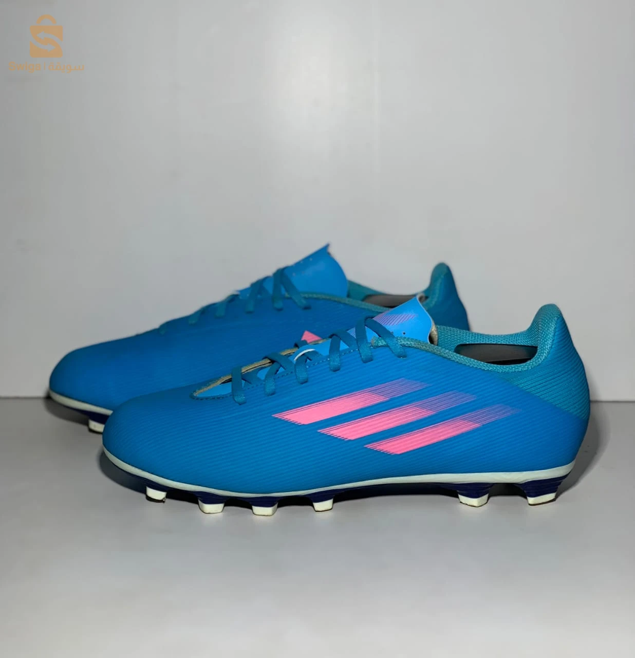 ملابس وأحذية رياضية 