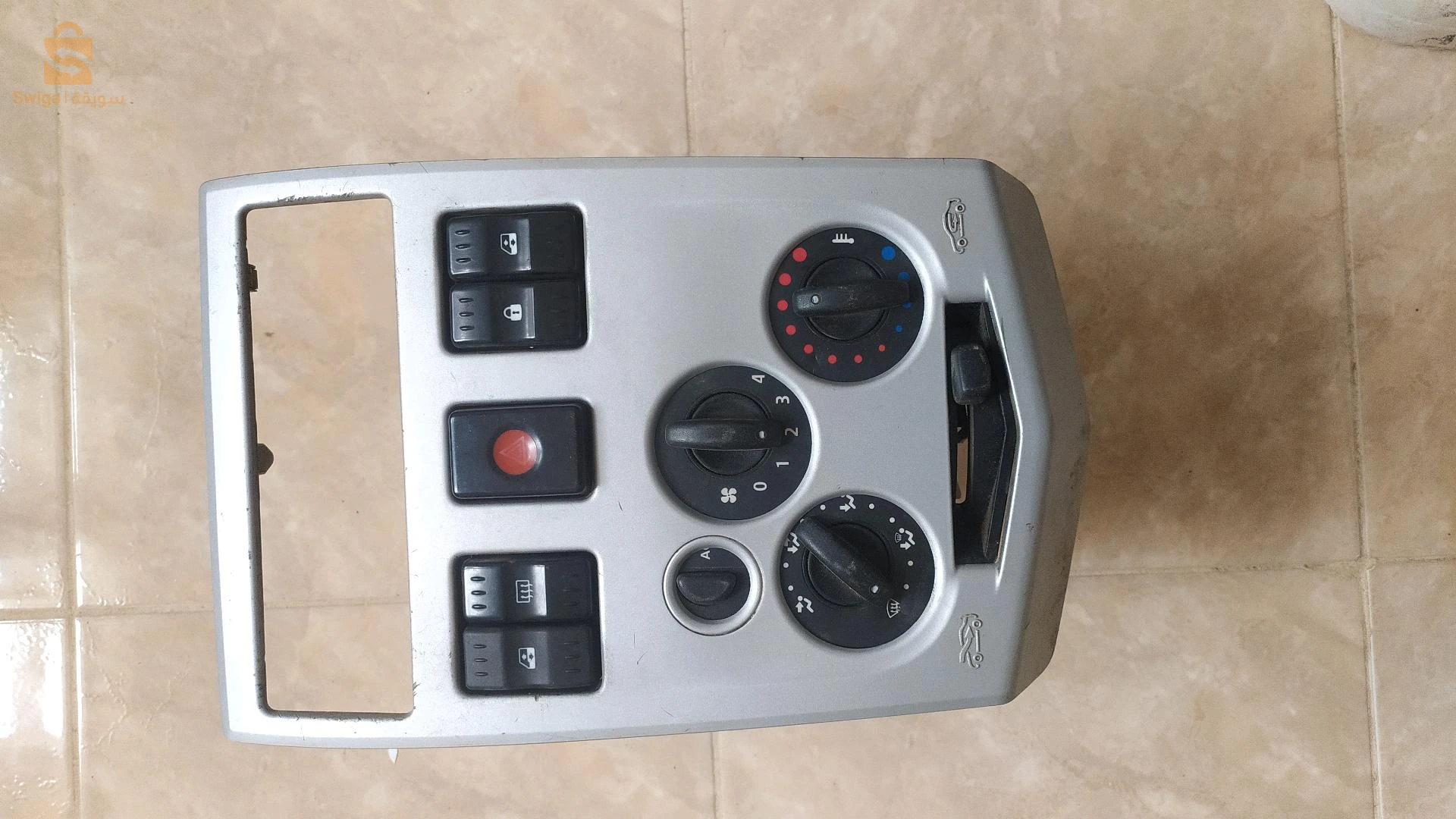 Extérieur et pièces de rechange 