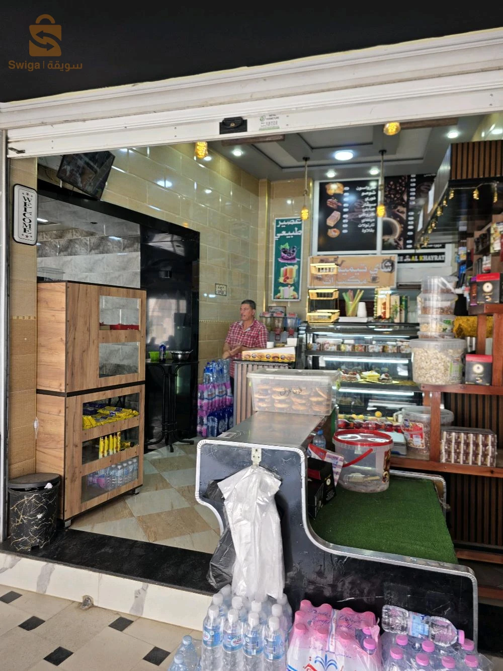 À vendre Magasins les chambres  25 CONSTANTINE