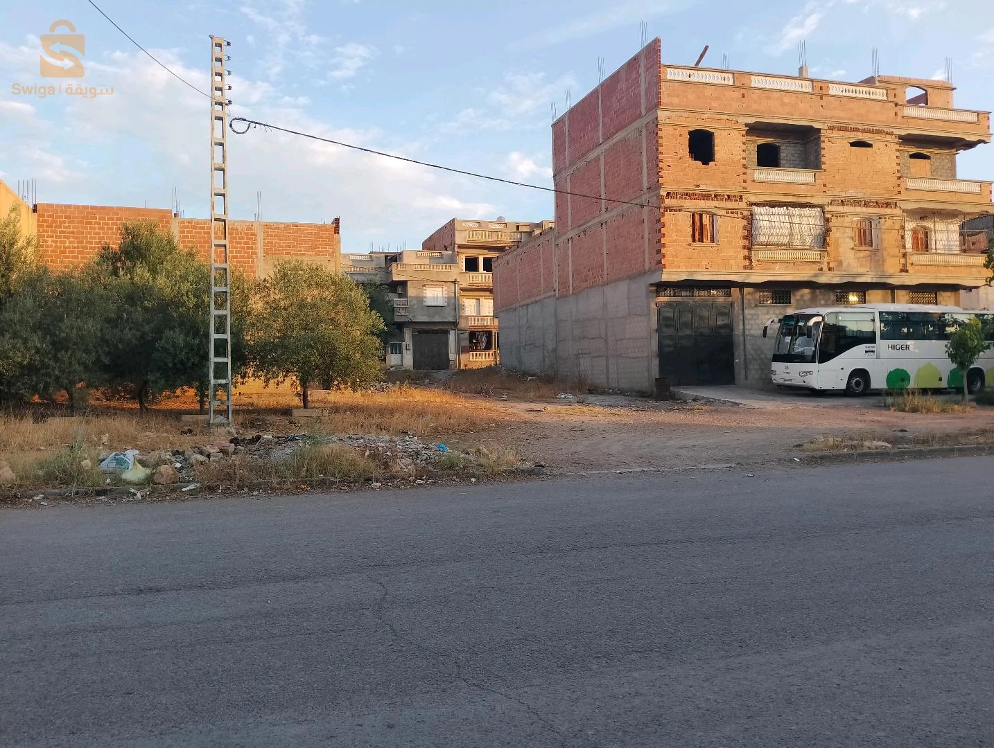 للبيع اراضي سكنية عدد الغرف 5 باتنة