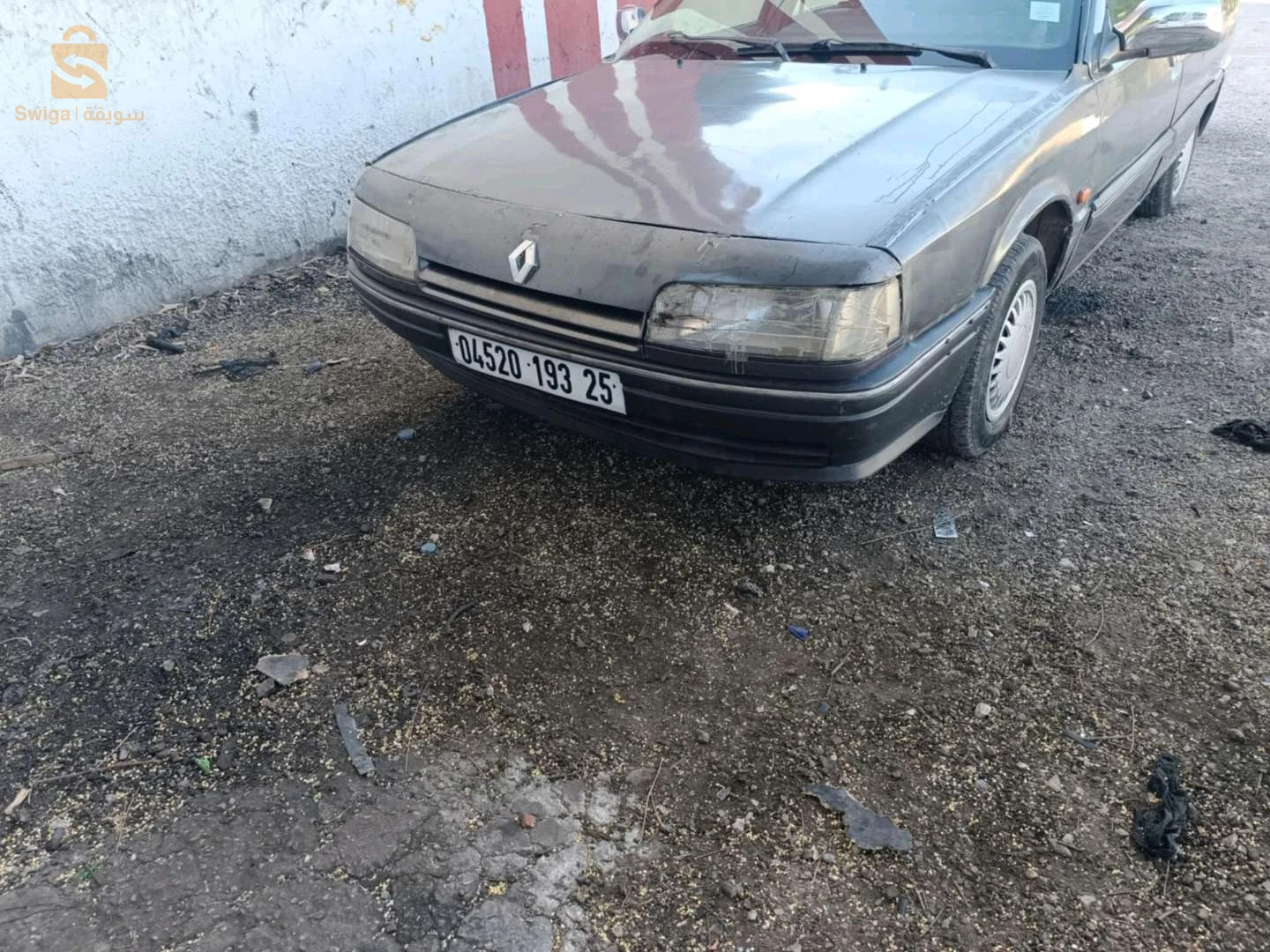 رينو R 21 1993 25 قسنطينة