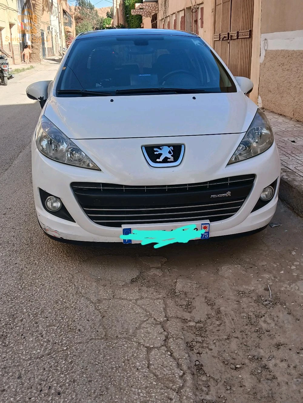 بيجو 207 2012 3 الاغواط