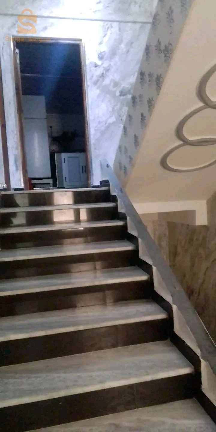 للبيع فلل سكنية عدد الغرف 5 باتنة