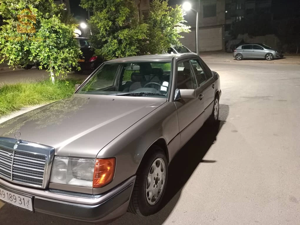 مرسيدس 124 1989 31 وهران