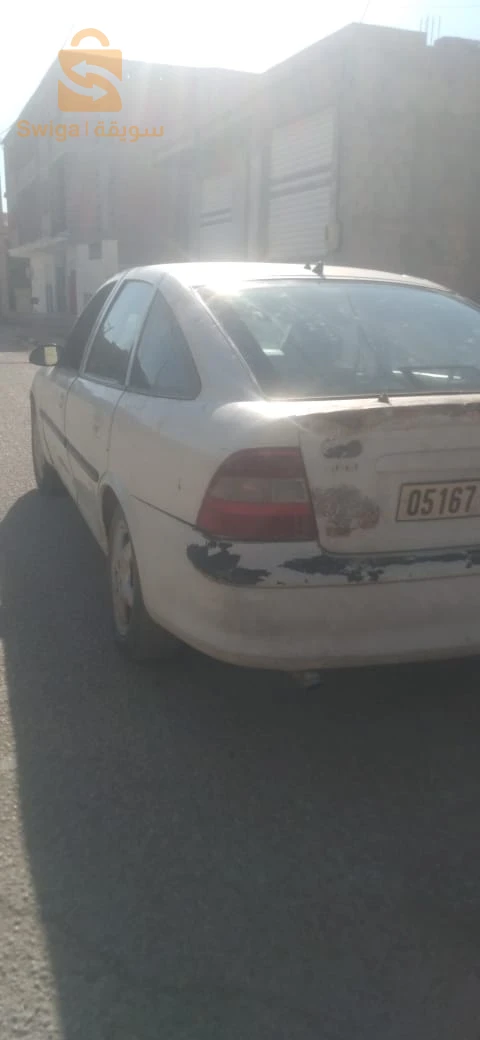 اوبل Vectra 1998 4 ام البواقي