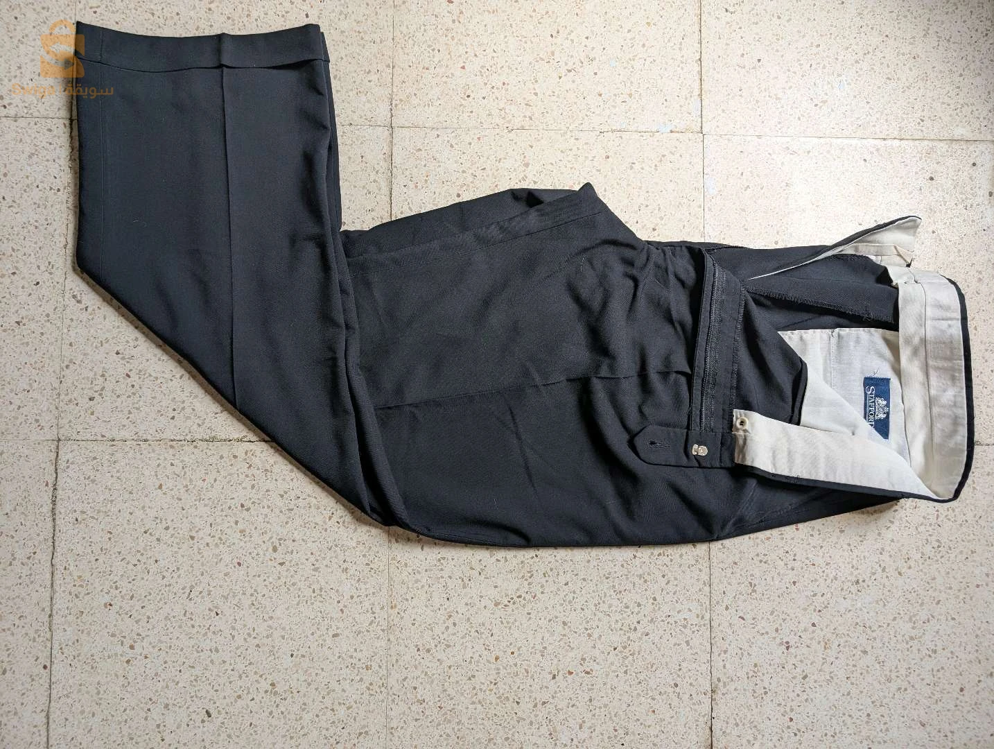 سراويل و شورتات 