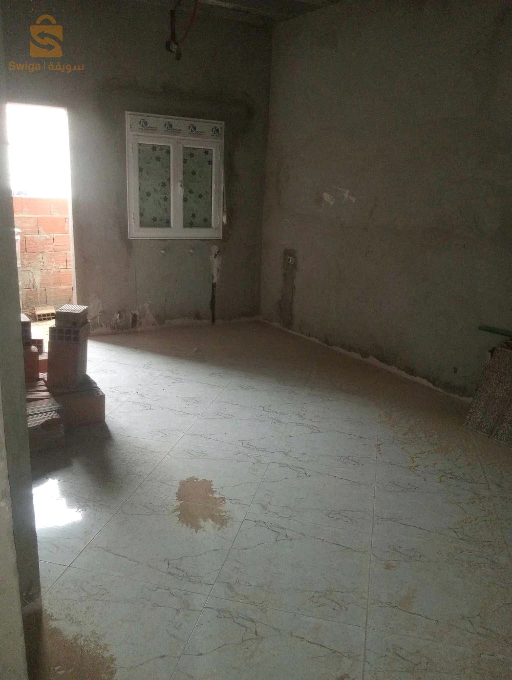 للبيع بيوت شعبية عدد الغرف10 12 تبسة