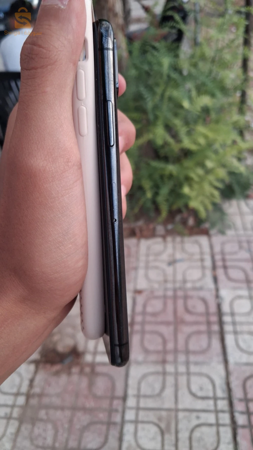 ايفون XS للبيع