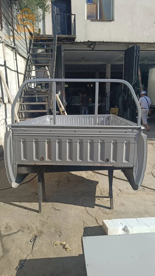 Extérieur et pièces de rechange 