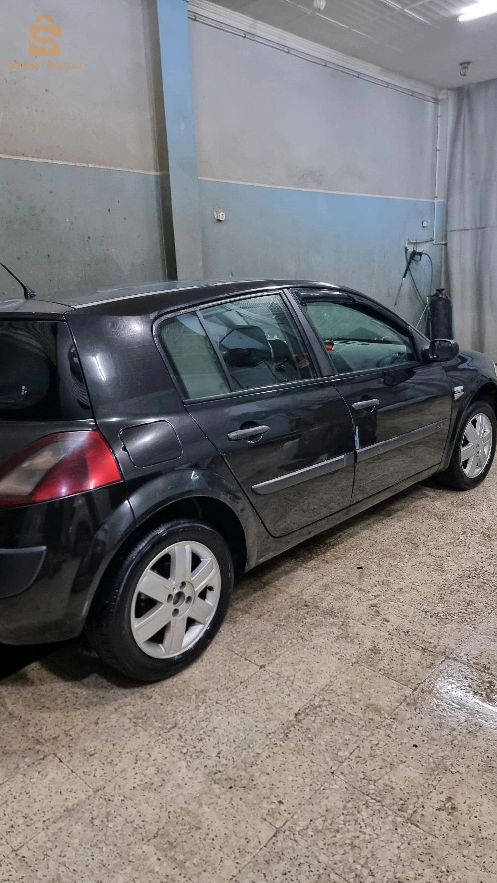 رينو Megane 2005 4 ام البواقي